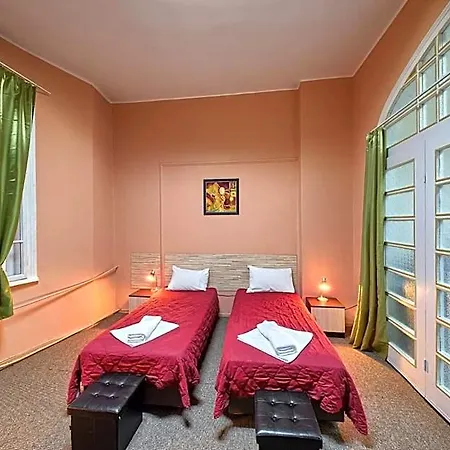 Guesthouse32 Szálloda