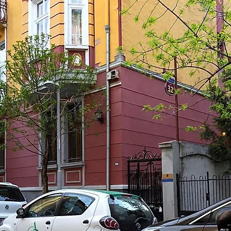 Guesthouse32 2*